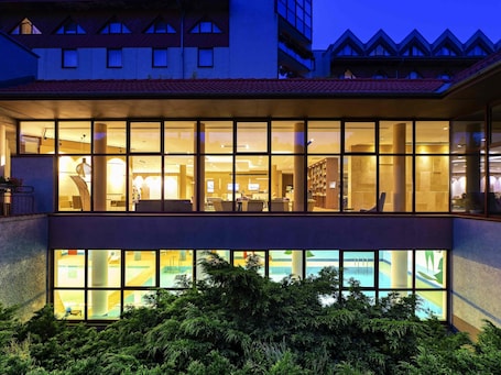 Indoor pool, open 7:00 AM to noon, pool loungers. Mercure Jelenia Gora