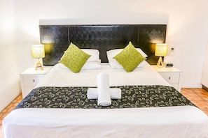 Partial Beach View Studio | In-room safe, iron/ironing board, free WiFi, bed sheets