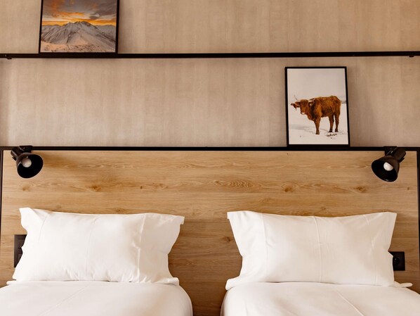 Desk, iron/ironing board, free WiFi, bed sheets - Ibis Clermont Ferrand A71 A75 La Meridienne (Clermont-Ferrand)