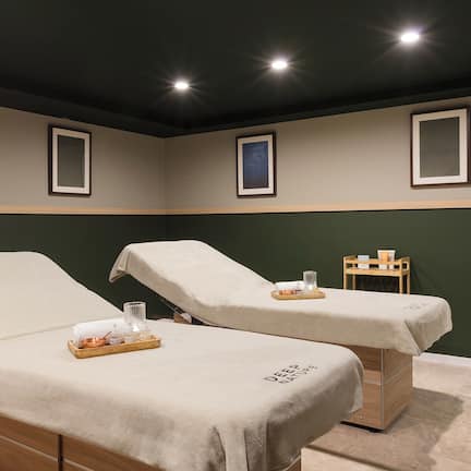 Sauna, hot tub, steam room, Turkish bath, body treatments, hydrotherapy