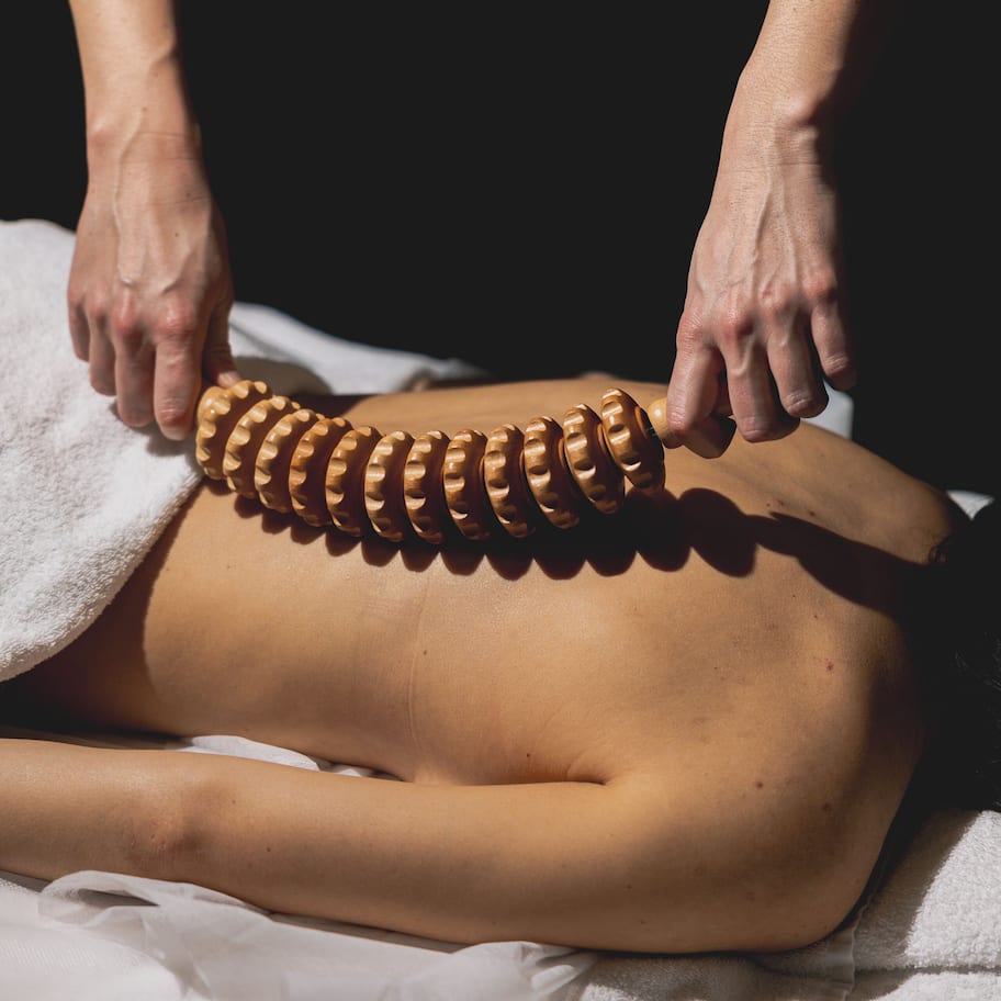 Sauna, hot tub, steam room, Turkish bath, body treatments, hydrotherapy