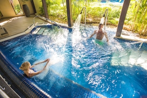 Salle de soins pour les couples, sauna, bain de vapeur, bain turc/hammam