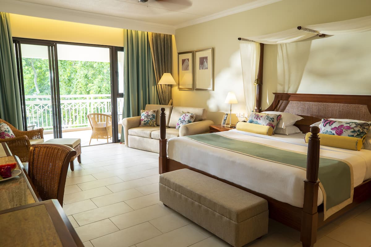 1 habitación, ropa de cama hipoalergénica y minibar