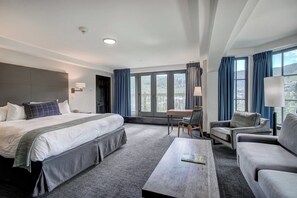 Frette Italian sheets, premium bedding, down comforters, pillowtop beds - The Pines Lodge, a RockResort, by Vail Resorts (Avon)