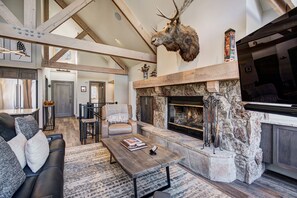 Townhome, 3 Bedrooms | Living area