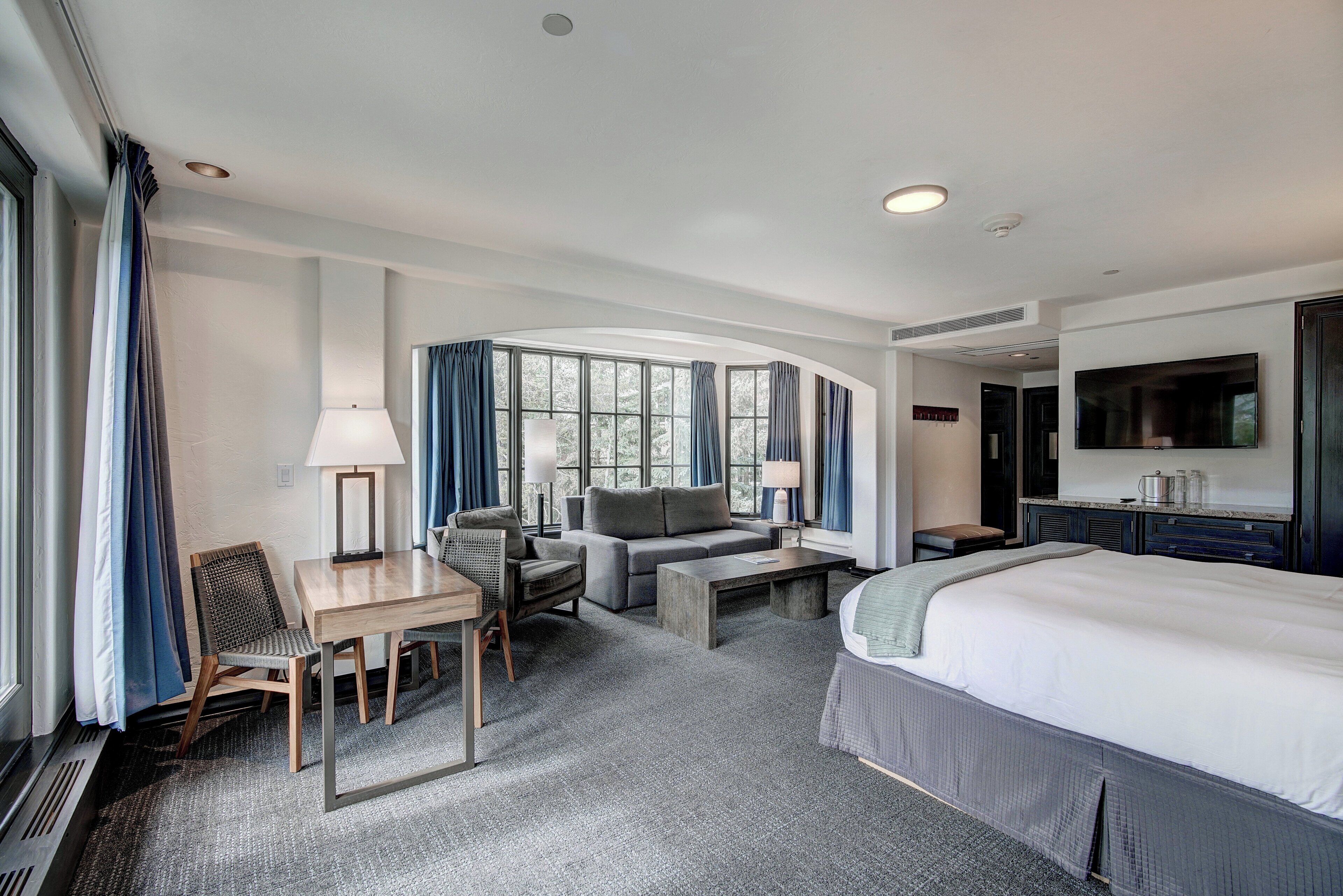 Kamar, 1 Tempat Tidur King, sudut | Seprai Frette Italia, seprai premium, dan selimut bulu angsa