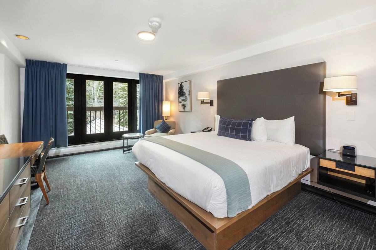 客房, 1 張特大雙人床 (Lodge) | 義大利 Frette 床單、高級寢具、羽絨被、舒適加層