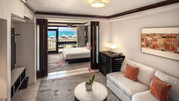 Tara Suite Oceanfront, 1 King Bed, Non Smoking | 1 bedroom, Tempur-Pedic beds, in-room safe, desk