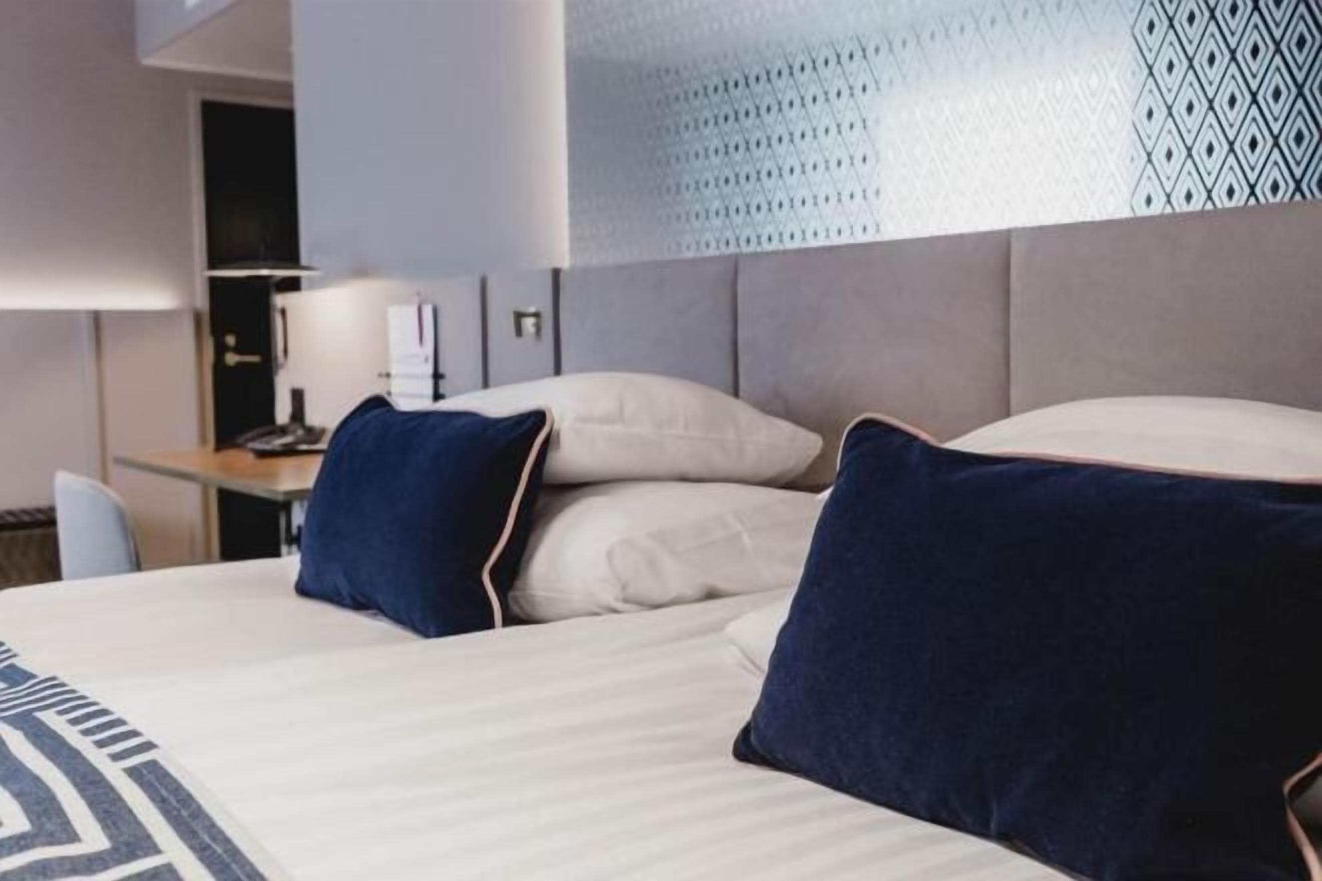 In-room safe, iron/ironing board, free WiFi