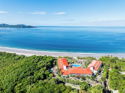 Margaritaville Beach Resort Playa Flamingo