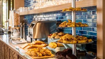 Petit déjeuner buffet compris tous les jours