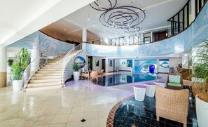 Lobby - Margaritaville Beach Resort Playa Flamingo (Cabo Velas)