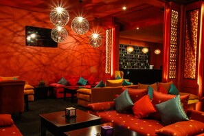 Cocktail bar