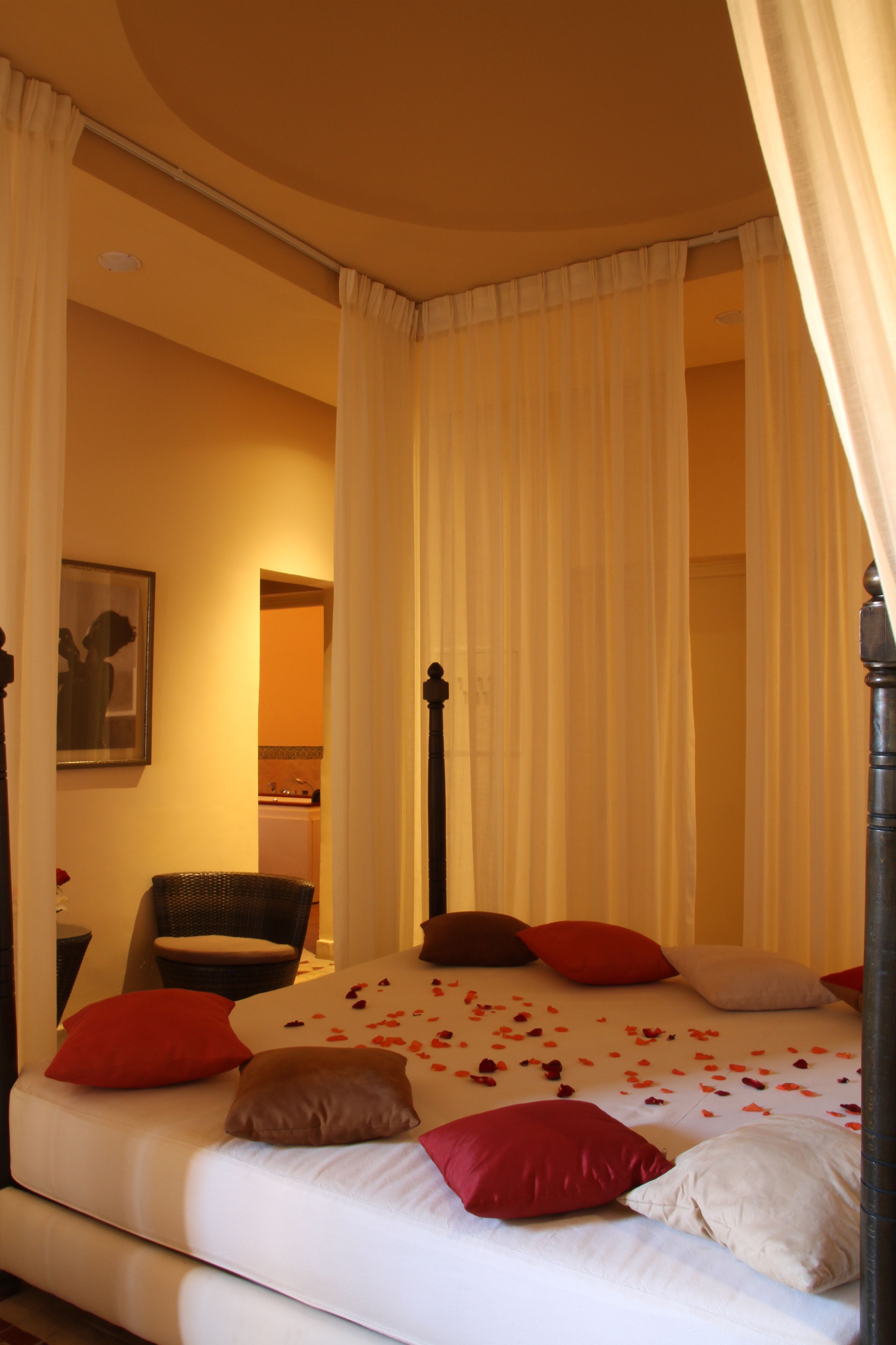 Hammam, soins corporels, gommages corporels, soins du visage