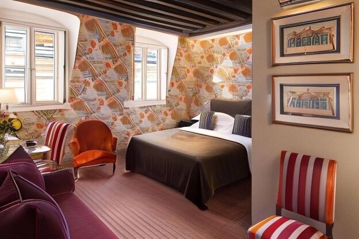 1 bedroom, pillow-top beds, minibar, in-room safe