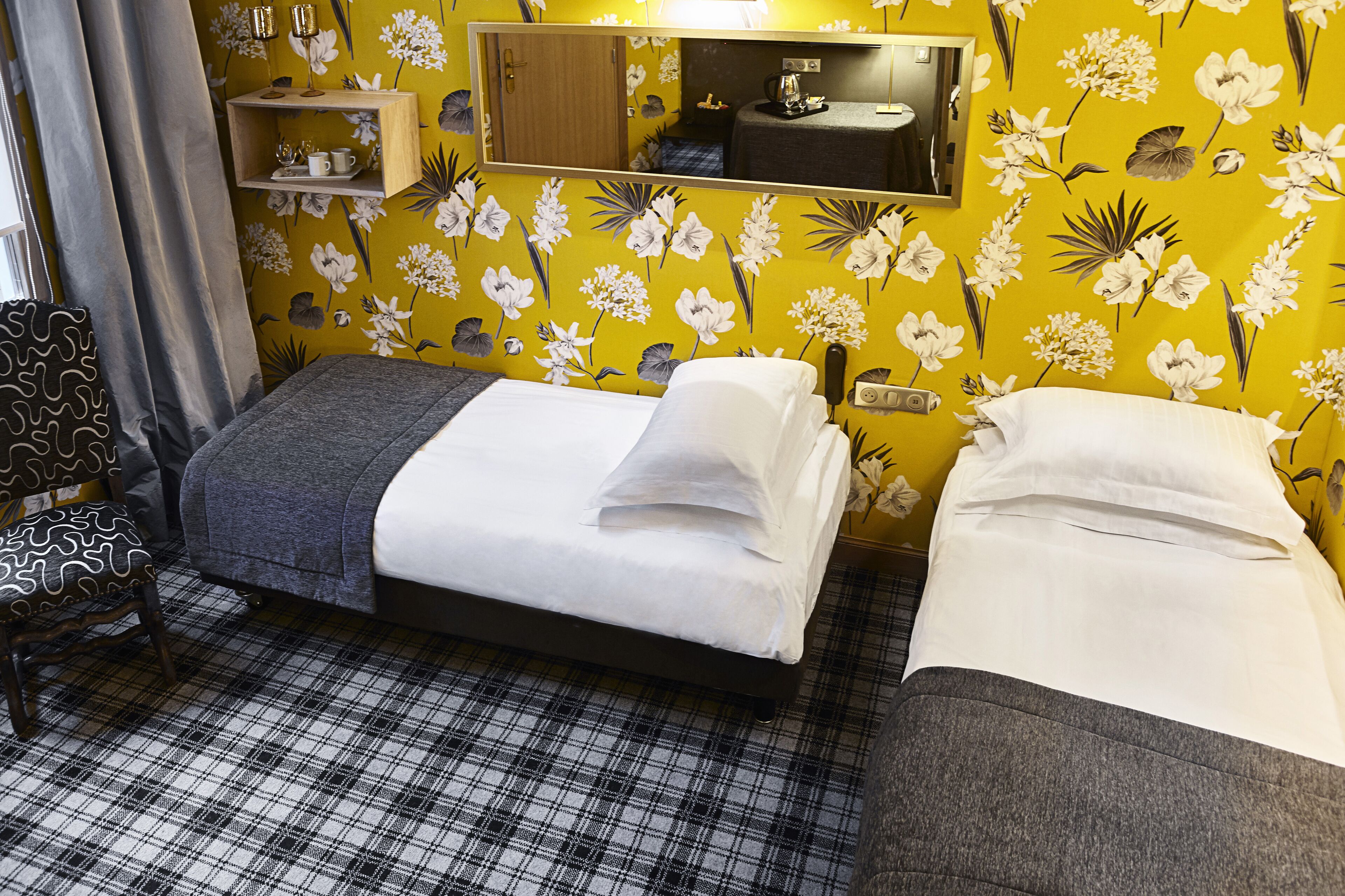 family quadruple room | 1 bedroom, pillow-top beds, minibar, in-room safe