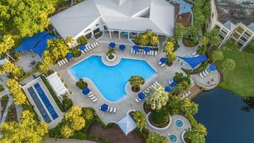 2 outdoor pools, pool umbrellas, sun loungers