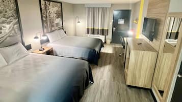 Rom, 2 queensize-senger, ikke-røyk | Strykejern/-brett, wi-fi (inkludert), sengetøy og vekkerklokke