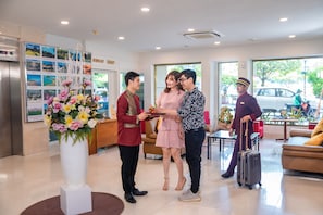 Lobby - Oscar Saigon Hotel (Ho Chi Minh City)