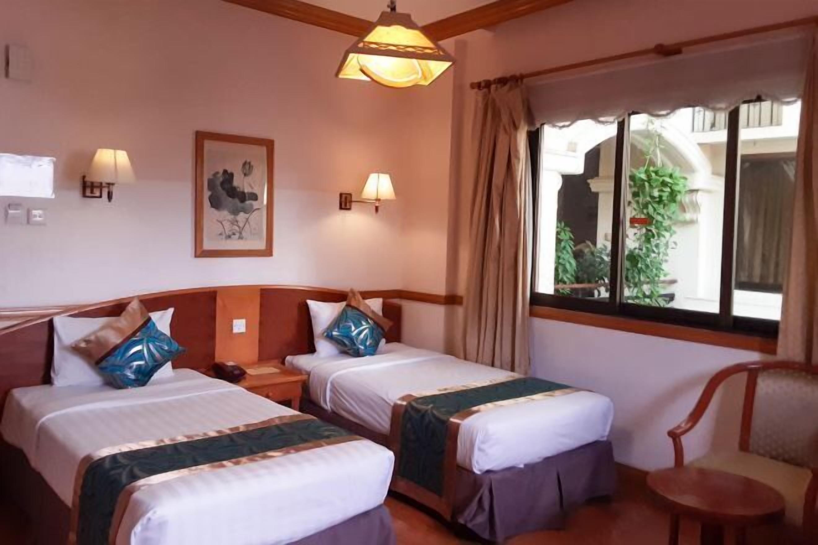 Minibar, in-room safe, desk, blackout drapes