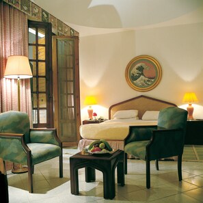 Bettwäsche aus ägyptischer Baumwolle, Daunenbettdecken, Minibar