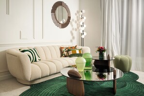 La Suite Odea par Roche Bobois | Biancheria da letto di alta qualità, minibar, una cassaforte in camera