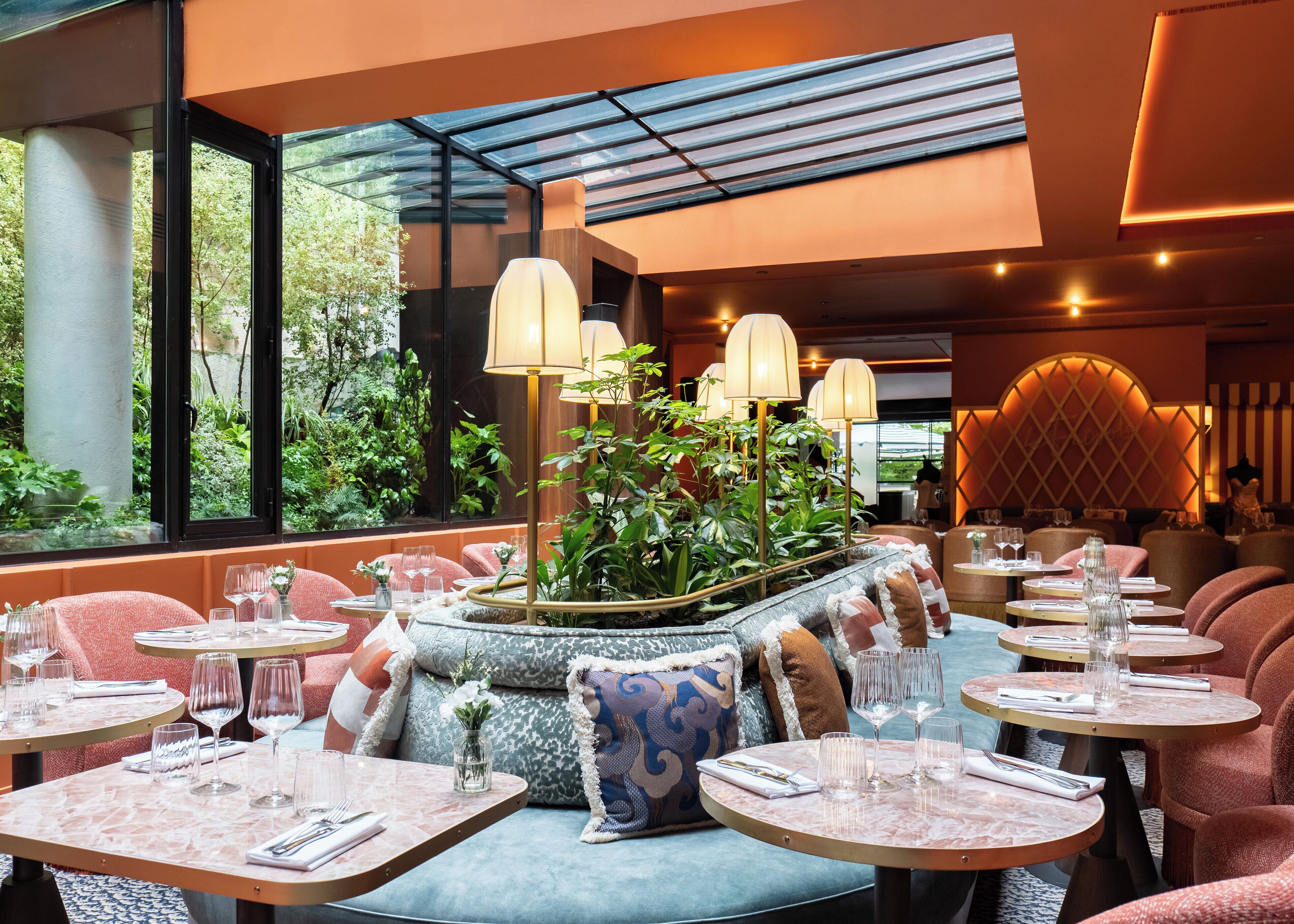 breakfast and dinner served, garden views