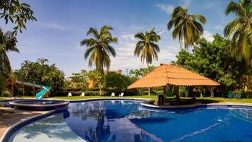 Indoor pool, 2 outdoor pools, pool umbrellas