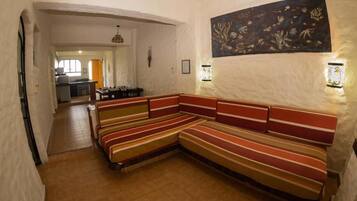 1 bedroom, premium bedding, down duvets, in-room safe