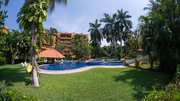 Indoor pool, 2 outdoor pools, pool umbrellas