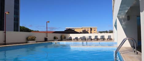 Piscine extérieure (ouverte en saison)