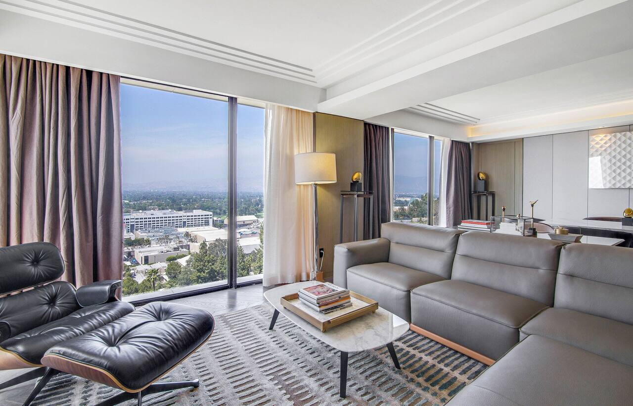 Sheraton Universal Hotel