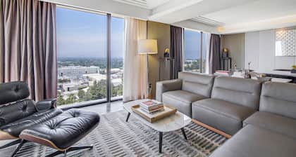 Sheraton Universal Hotel