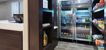 Snack bar