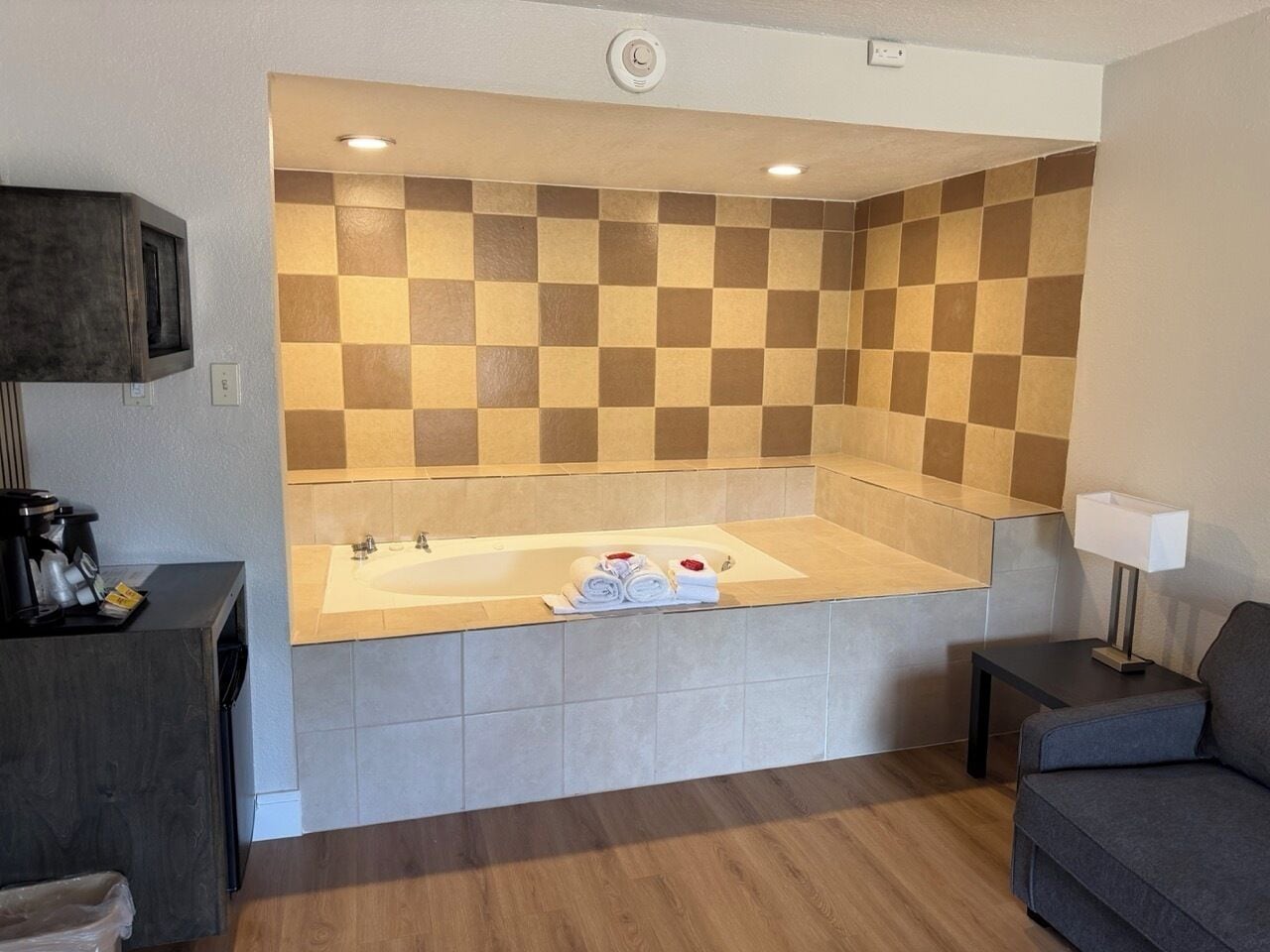 Photo - SureStay by Best Western Irving Grapevine DFW North