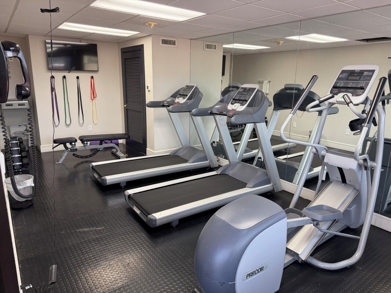 Photo - SureStay by Best Western Irving Grapevine DFW North