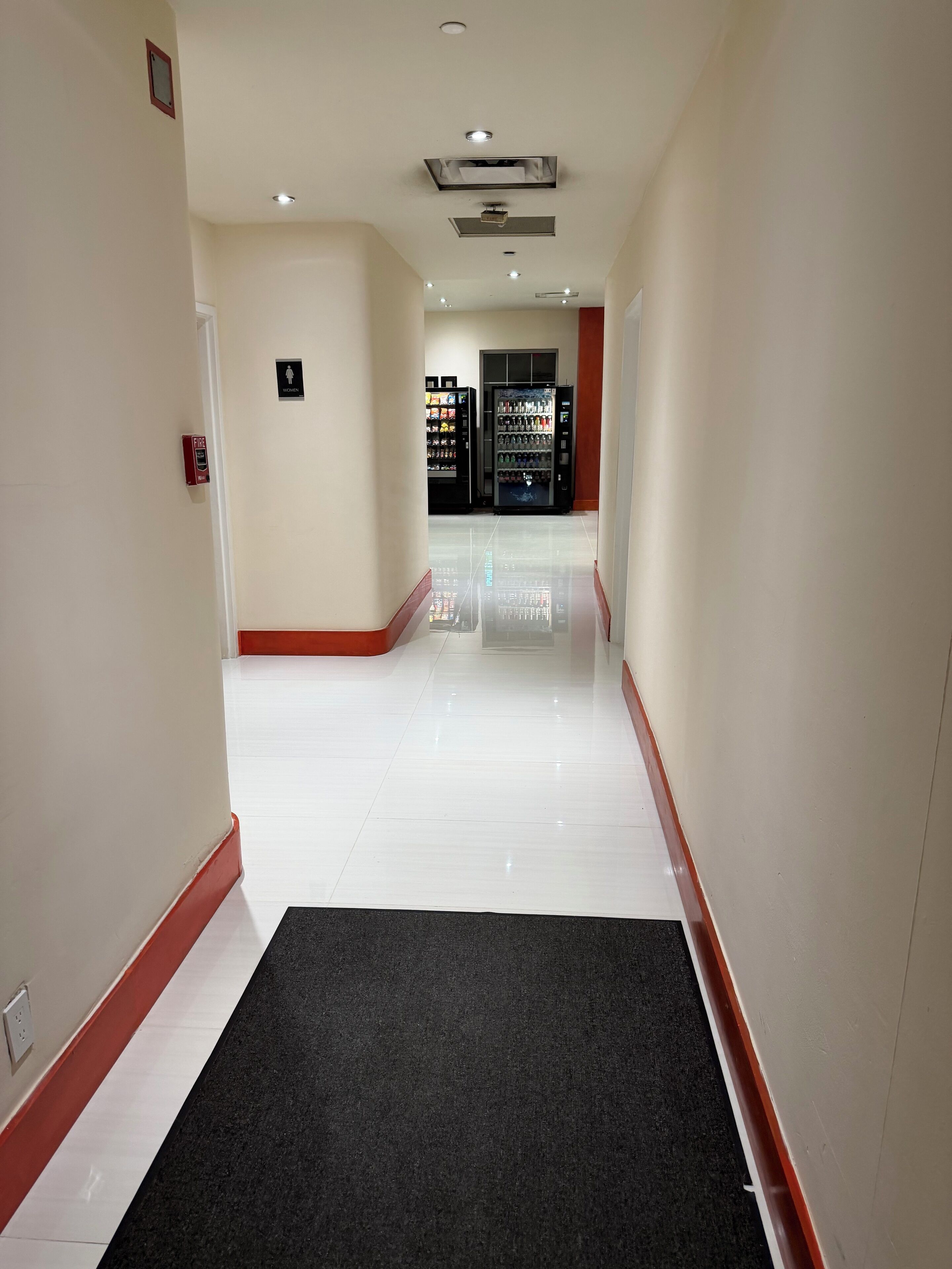 Photo - SureStay by Best Western Irving Grapevine DFW North