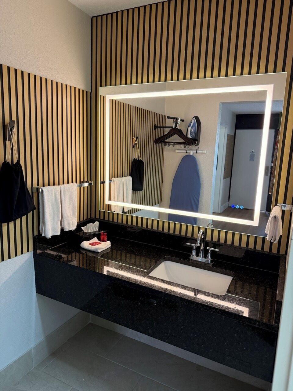 Photo - SureStay by Best Western Irving Grapevine DFW North