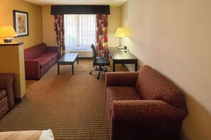 Suite, 1 King-Bett, Nichtraucher | Schreibtisch, Bügeleisen/Bügelbrett, kostenlose Babybetten