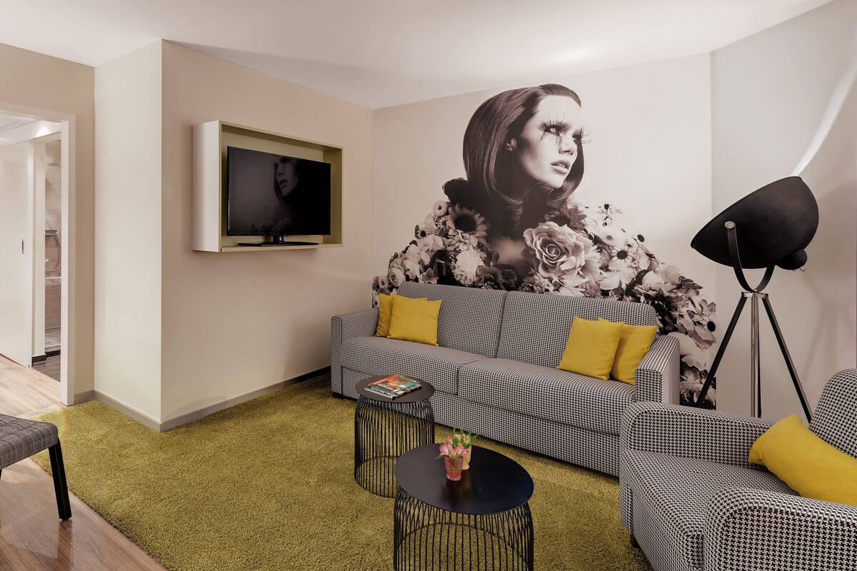 suite, 1 bedroom, city view | 1 bedroom, hypo-allergenic bedding, minibar, in-room safe