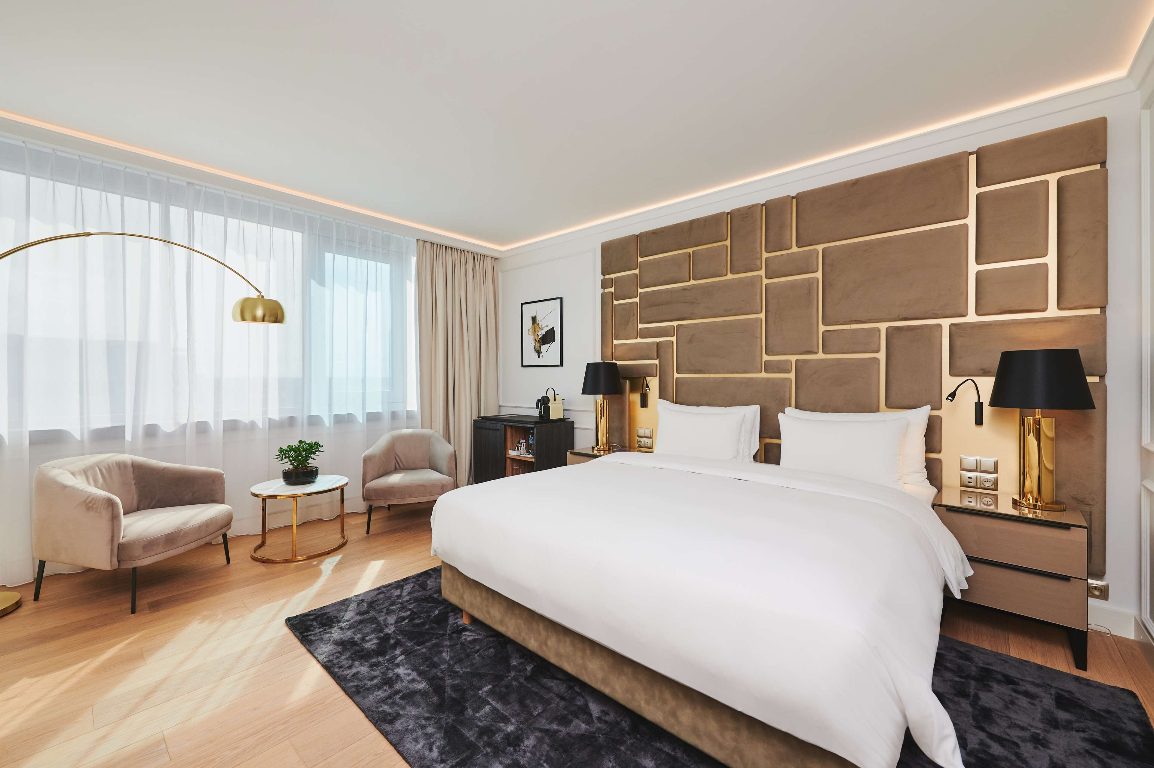 Allergitestet sengetøy, skrivebord og skrivebord for bærbar PC