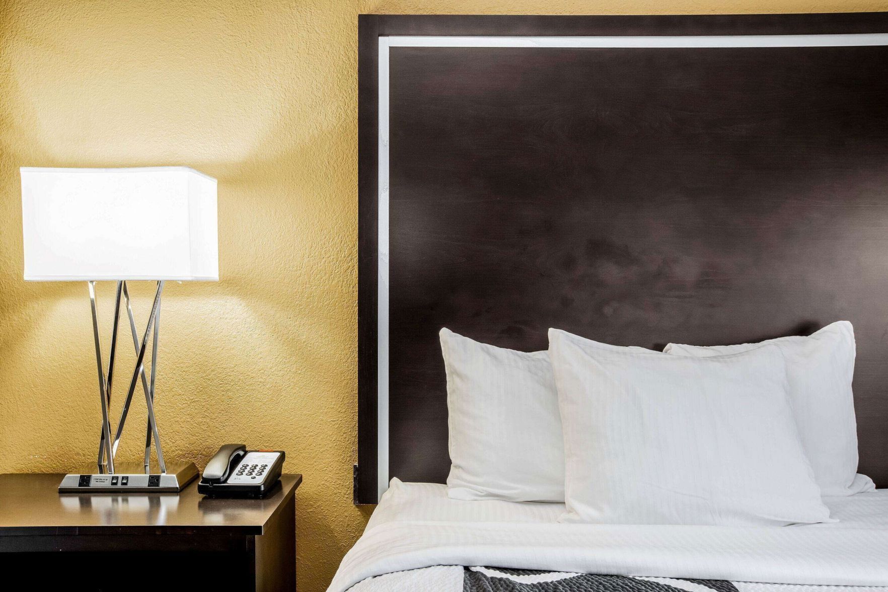 Ropa de cama de alta calidad y escritorio 
