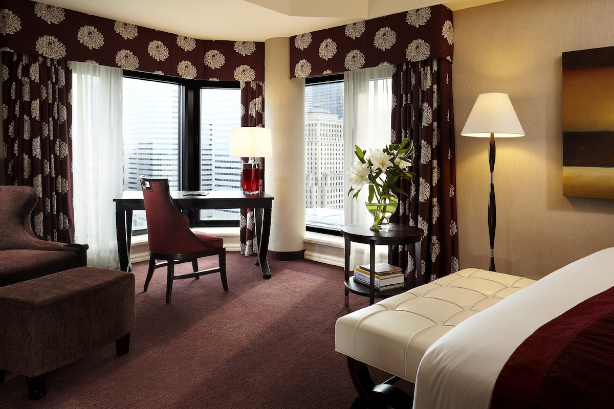 Klassieke kamer, 2 tweepersoonsbedden | 1 slaapkamer, luxe beddengoed, een kluis op de kamer, een bureau