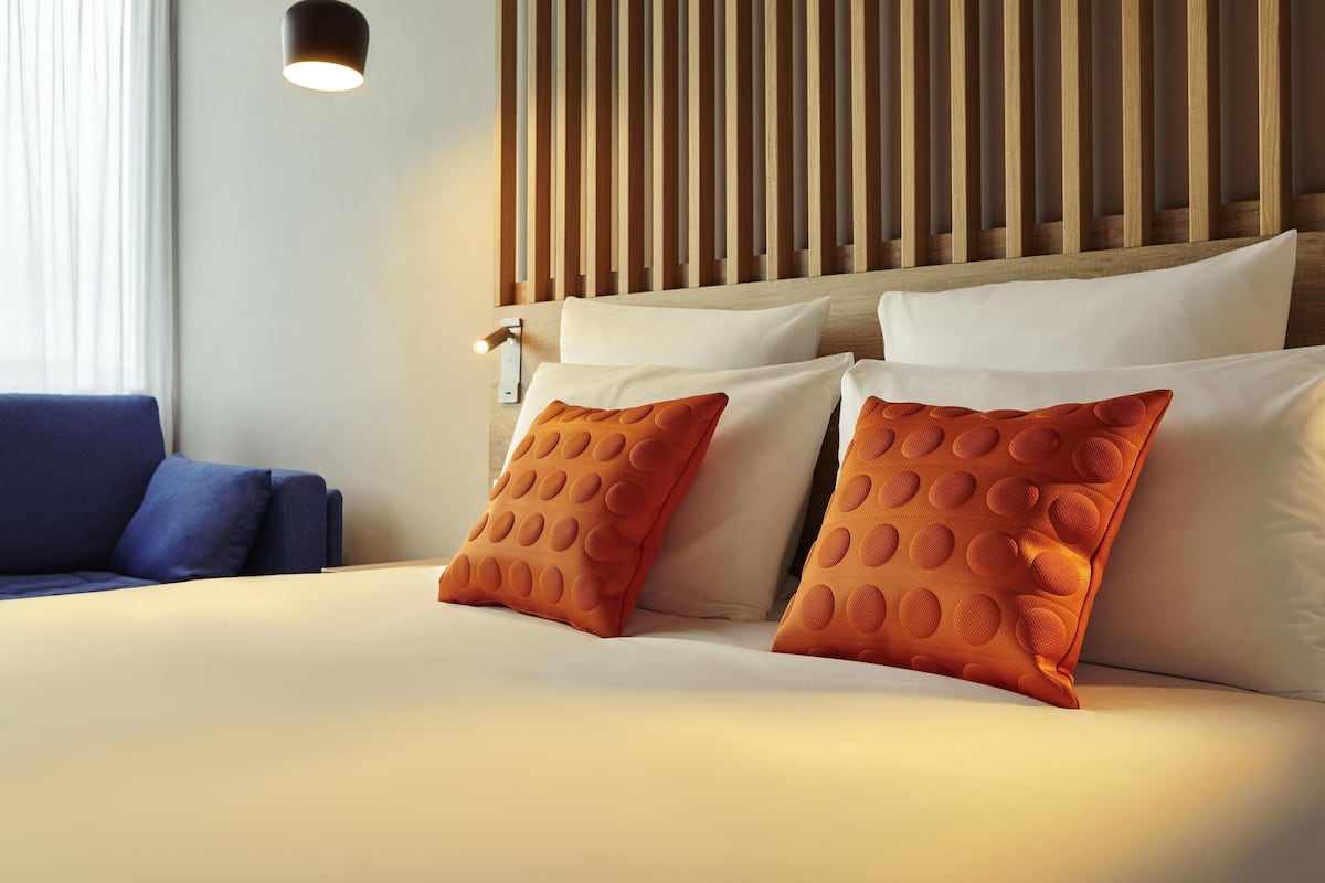 Free minibar items, in-room safe, desk, blackout curtains