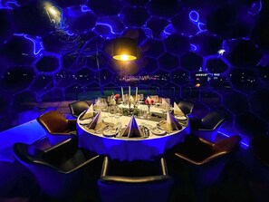 Breakfast, lunch, dinner served; international cuisine - Hotel Stadt Hameln (Hamelin)