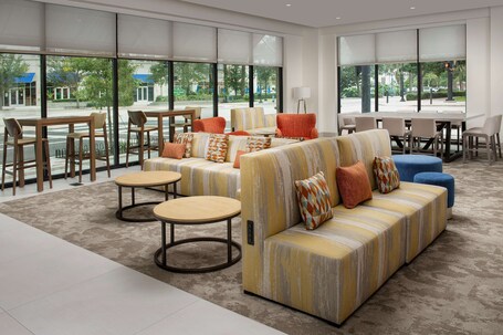 Hilton Garden Inn Orlando Downtown - Image 4
