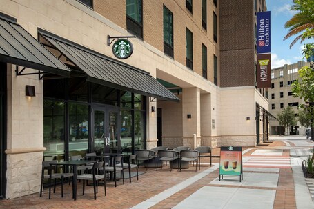 Hilton Garden Inn Orlando Downtown - Image 17