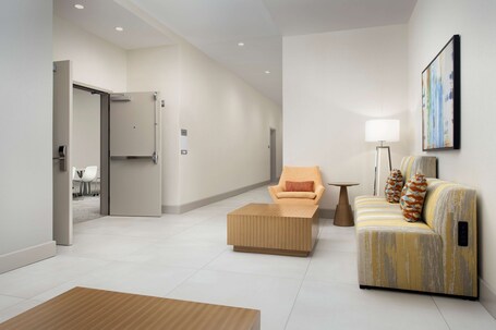 Hilton Garden Inn Orlando Downtown - Image 5