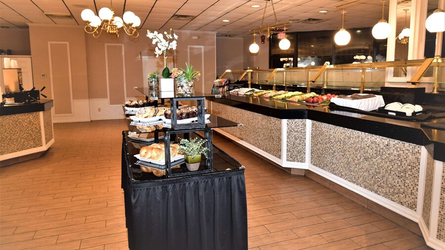Ramada Hotel & Conference Center by Wyndham Jacksonville
