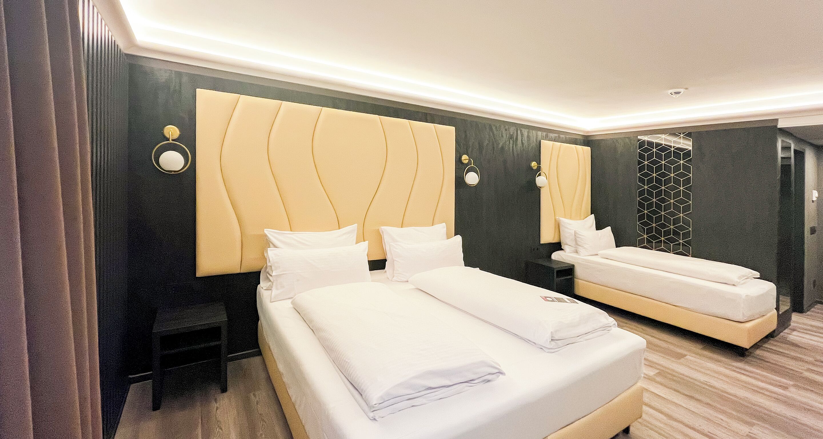 Premium Triple Room | 防过敏的被褥、迷你吧、客房内保险箱、办公桌